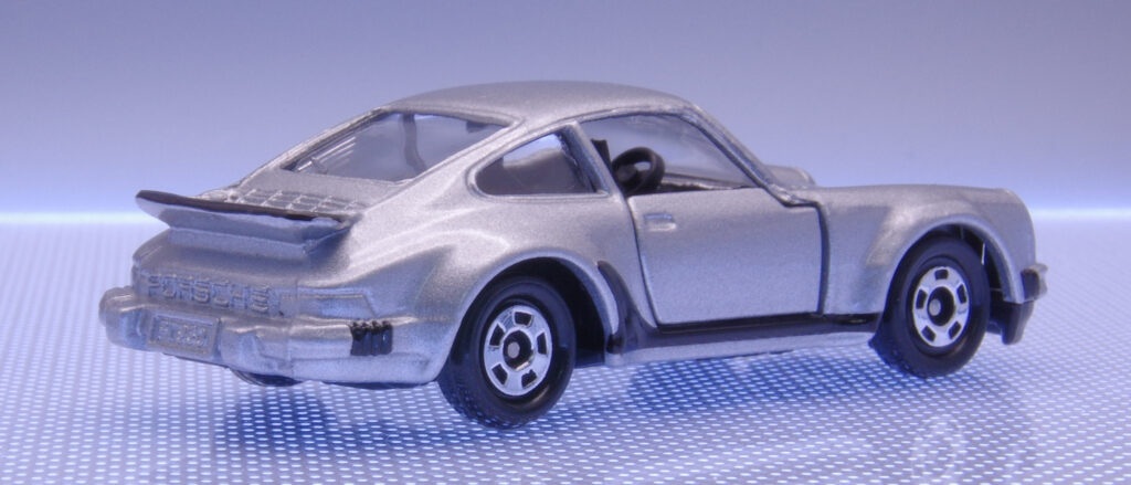 トミカ ポルシェ 930 ターボ