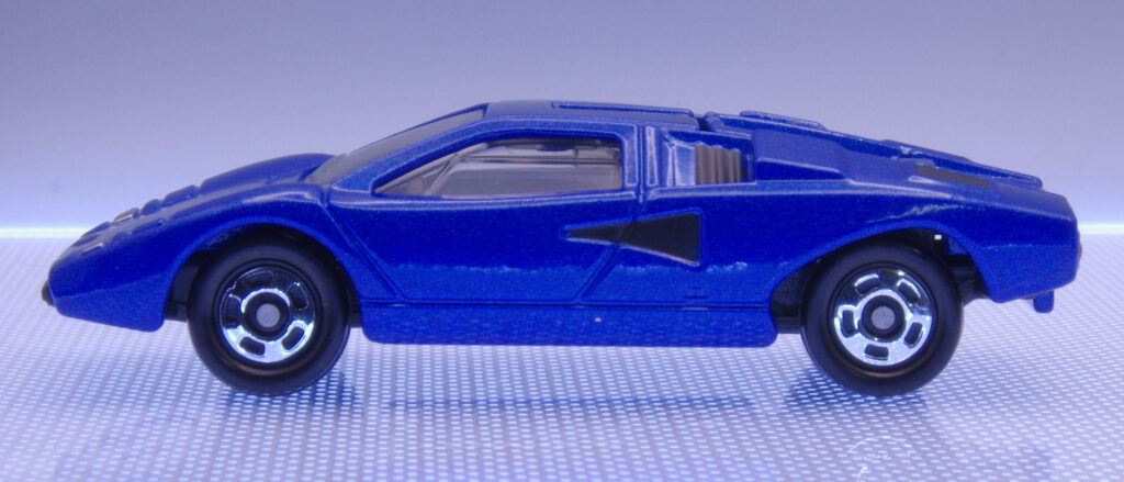 タカラトミーモール トミカ カウンタック LP400