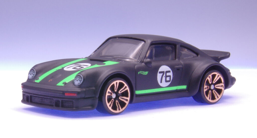 Hot Wheels NEON SPEEDERS PORSCHE 934 TURBO RSR
ホットウィール ネオン・スピーダーズ ポルシェ 934 ターボ RSR