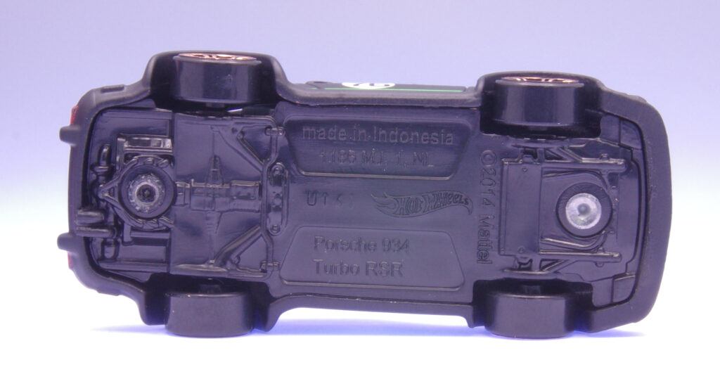 Hot Wheels NEON SPEEDERS PORSCHE 934 TURBO RSR
ホットウィール ネオン・スピーダーズ ポルシェ 934 ターボ RSR