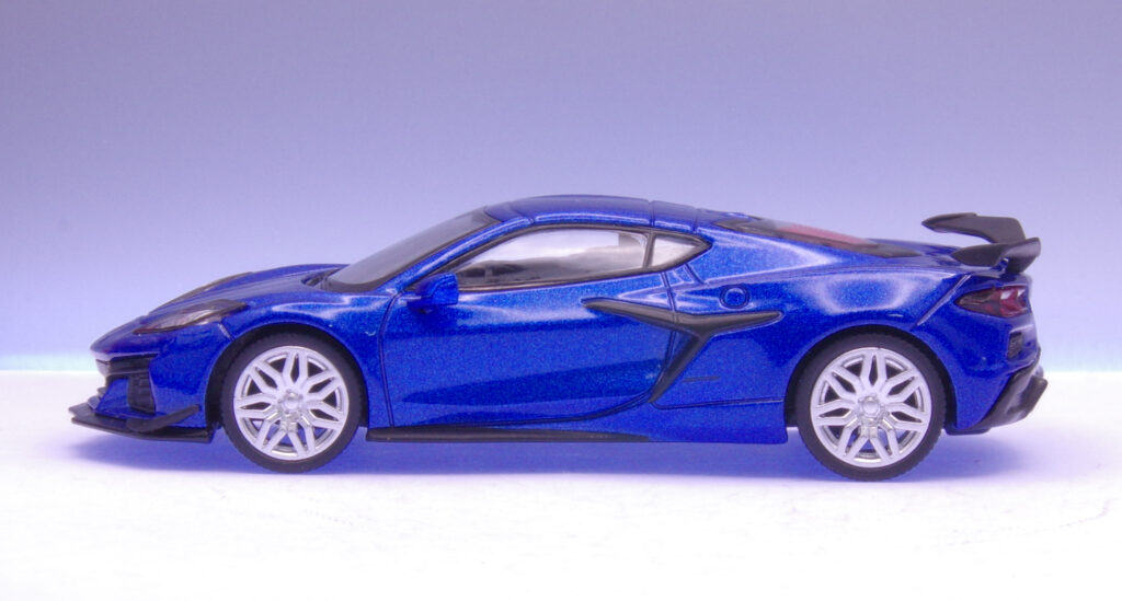 MINI-GT Chevrolet Corvette Z06 レビュー
