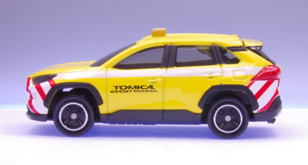 トミカイベントモデル No.24 トヨタ RAV4 道路パトロールカー レビュー