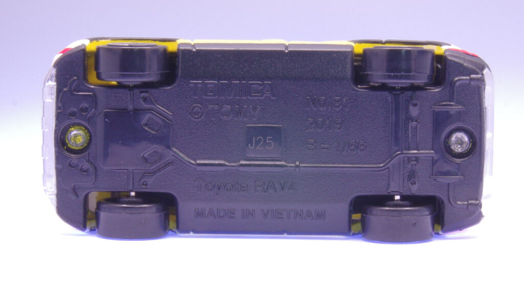 トミカイベントモデル No.24 トヨタ RAV4 道路パトロールカー レビュー