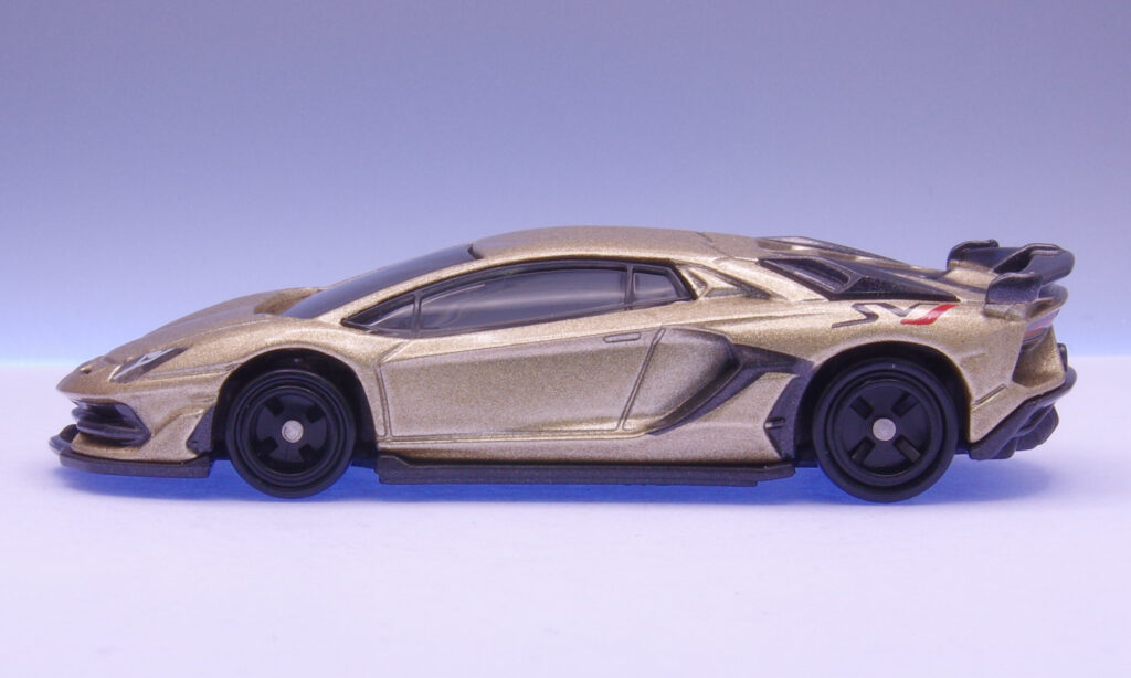 トミカ 2022 SPキャンペーン ランボルギーニ アヴェンタドール SVJ