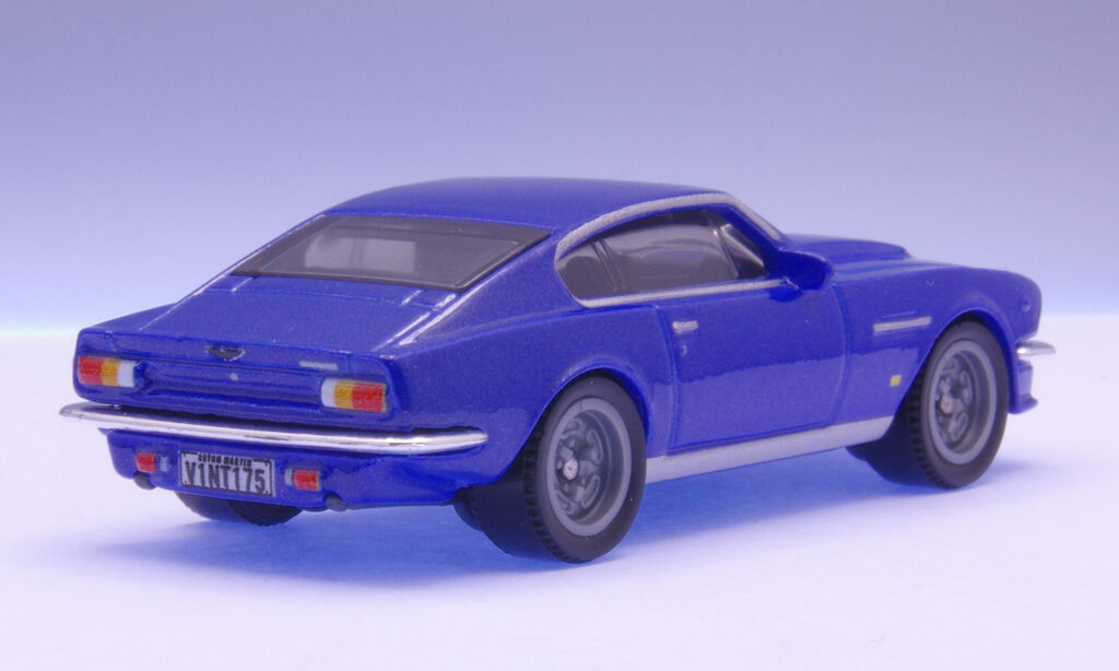 Matchbox 1977 Aston Martin V8 Vantage レビュー
