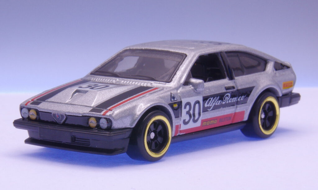 Hot Wheels ホットウィール ALFA ROMEO アルファロメオ GTV6 30 レビュー
