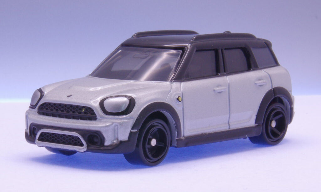 tomica MINI COOPER SE COUNTRYMAN All4 レビュー