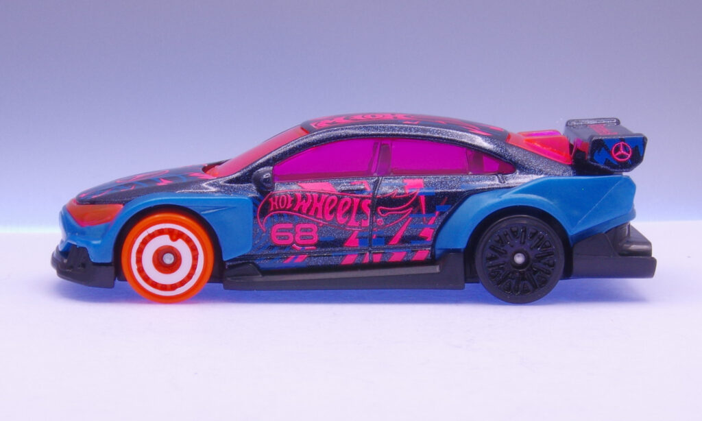 Hot Wheels MERCEDES-BENZ CLA HW レビュー