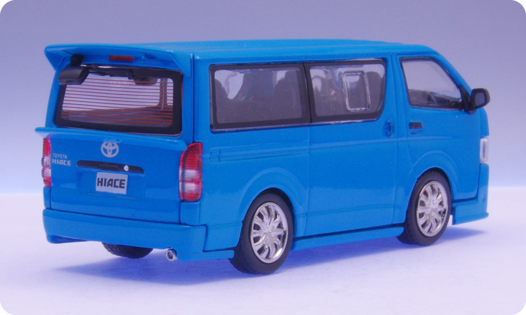BM CREATIONS トヨタ 2015 ハイエース KDH200V ブルー カスタム (RHD) レビュー