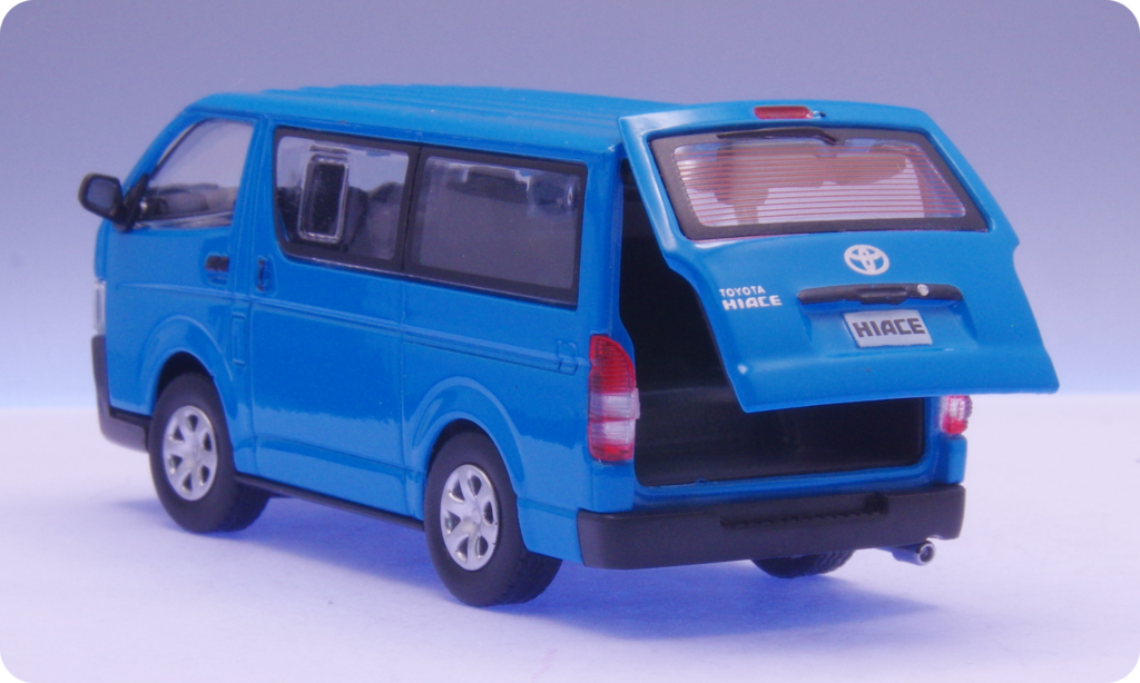 BM CREATIONS トヨタ 2015 ハイエース KDH200V ブルー カスタム (RHD) レビュー