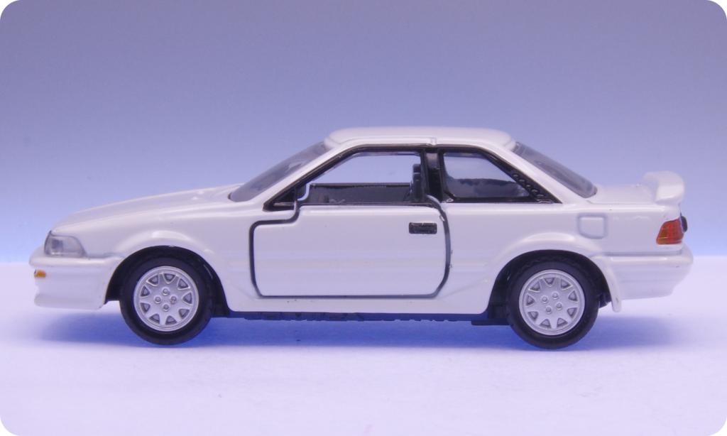 トミカプレミアム No.13 トヨタ カローラ レビン（AE92） レビュー サイド 通常